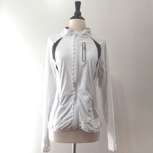 - ATHLETA White /Grey jacket